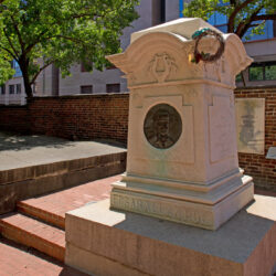 Westminster Hall & Burying Ground